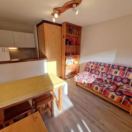 Apartment 4 Pers. - Proche Des Pistes Et Commerces, Calme Et Ensoleille *